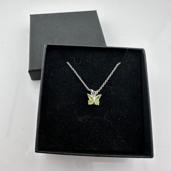 Pretty Natural Green Peridot Butterfly Necklace - Picture 11 of 11
